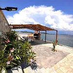 La Isla * 特孔